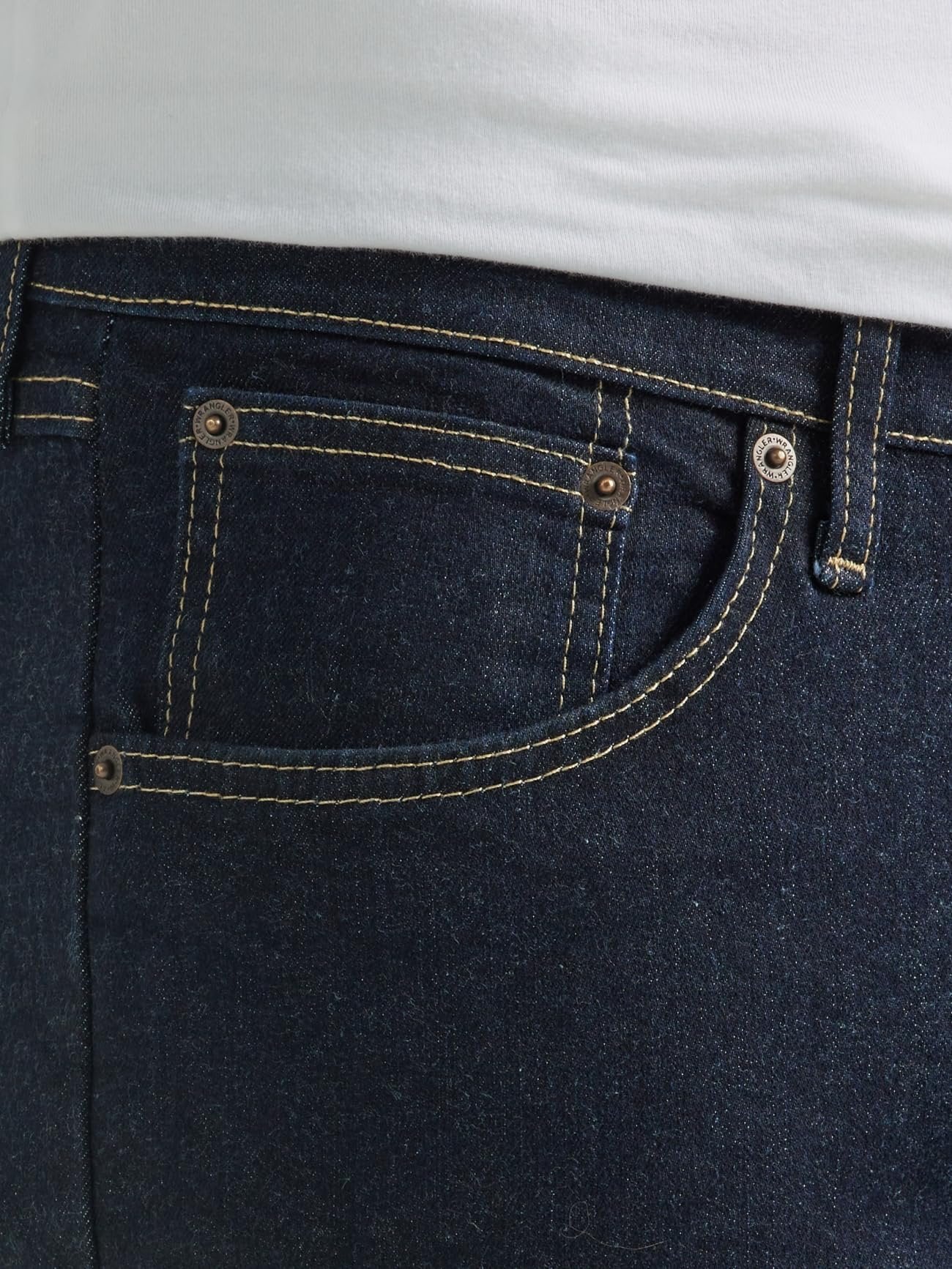 Wrangler Men's Free-to-Stretch Regular Fit Jean, Rinse Denim, 38W x 30L