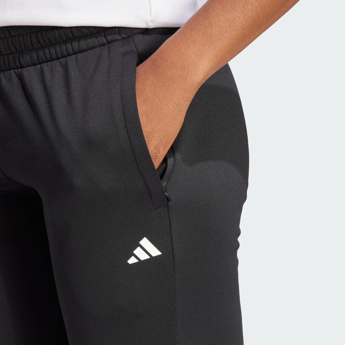 adidas Women's Aeroready Game and Go Regular Tapered Fleece Pants