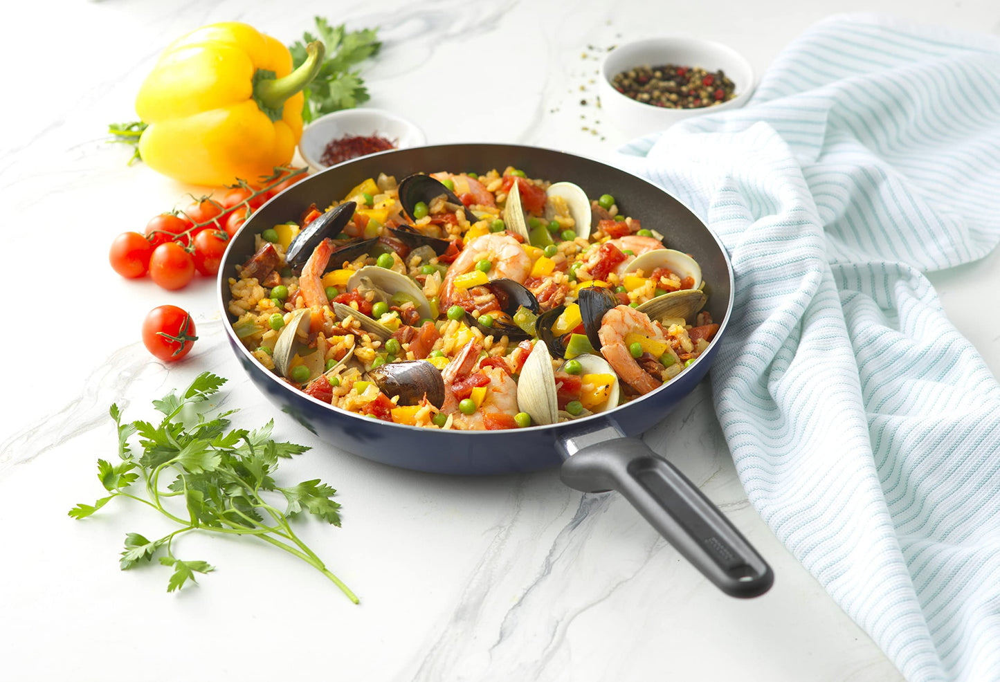 GoodCook Basics Nonstick 10-Inch Frying Pan, Navy Blue, Aluminum Skillet with Ergonomic Handle, Non-Stick Sauté Pan for Cooking and Searing, Dishwasher Safe, Lightweight Cookware