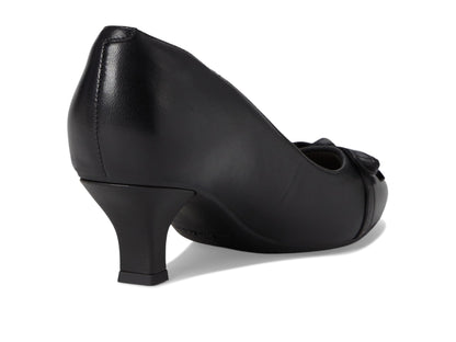 Clarks Women's Kepley Holly Pump