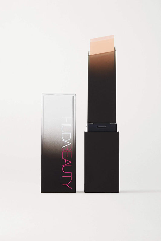 HUDA BEAUTY #FauxFilter Skin Finish Buildable Coverage Foundation Stick 335B Beignet