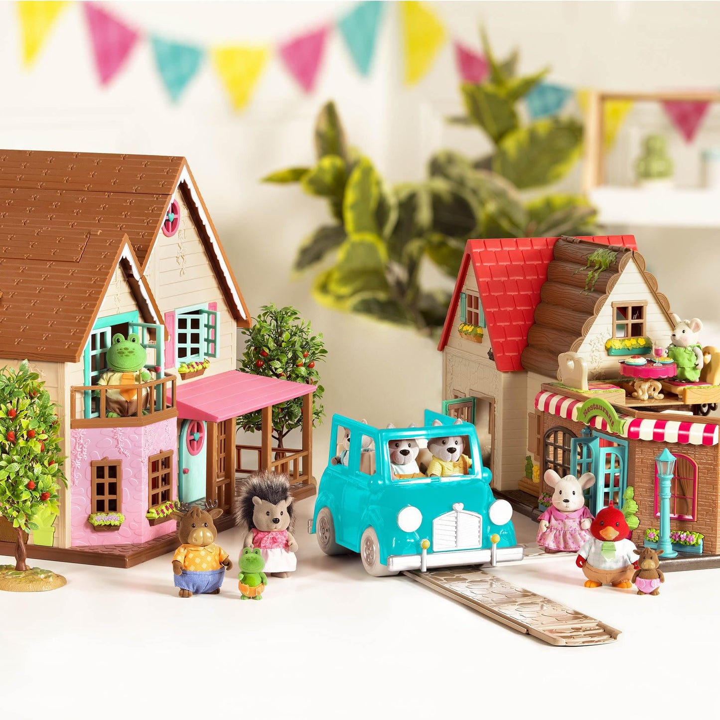 Li’l Woodzeez Outdoor & Activity Playsets – Picnic, Garden, Lemonade Stand, Babysitter & Boating – Animal Figures, Mini Accessories & Pretend Play Toys for Kids Age 3+