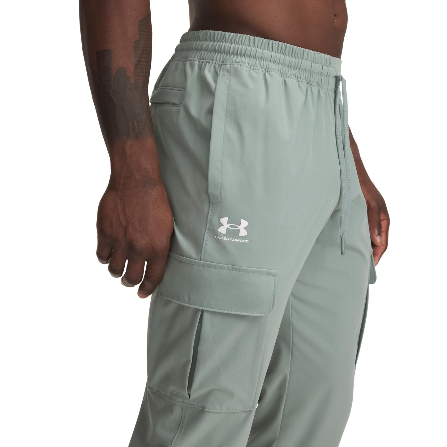 Under Armour UA Vibe Woven Cargo Pants