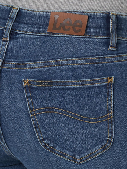 Lee Women's Ultra Lux Comfort with Flex Motion Straight Leg Jean